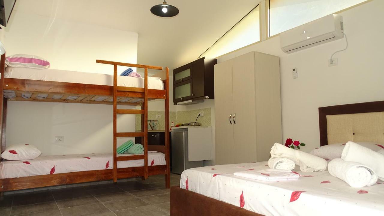 Seaside Cabin Ksamil Exterior photo