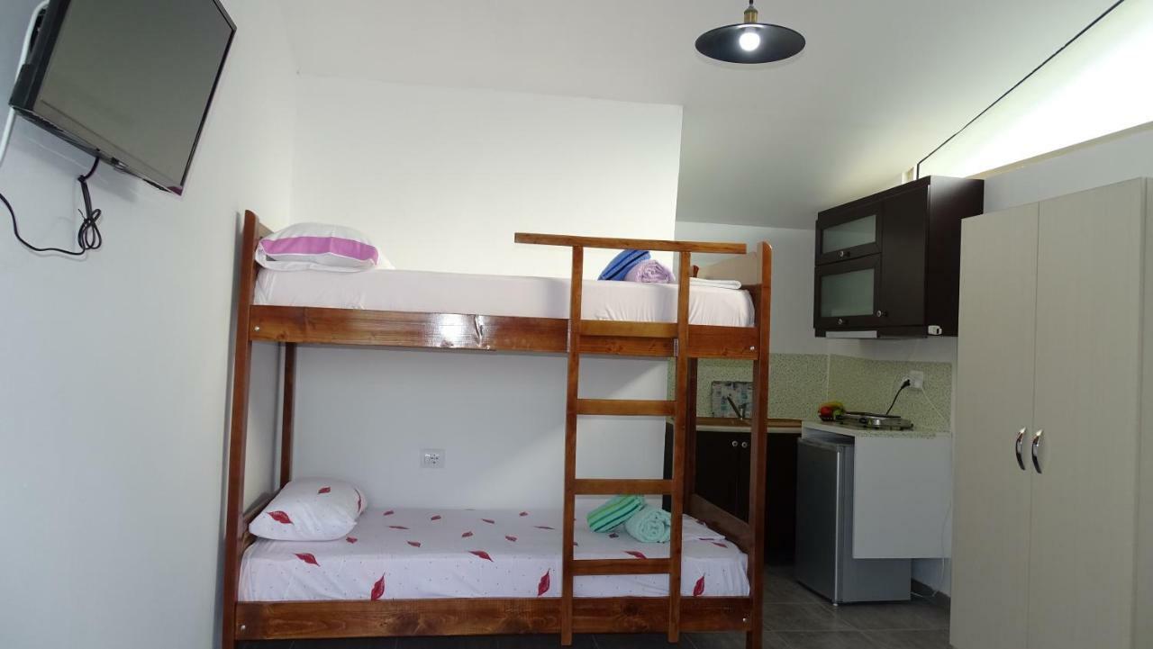 Seaside Cabin Ksamil Exterior photo